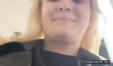 Сисястая бомба сношает в автобусе: жаркий секс в общественном транспорте!
