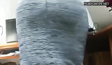 Сосущие члены в офисе: дрочка на работе