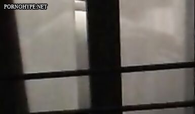 Шпионаж с балкона: Горячий секс в гостинице с подглядывающим ублюдком!