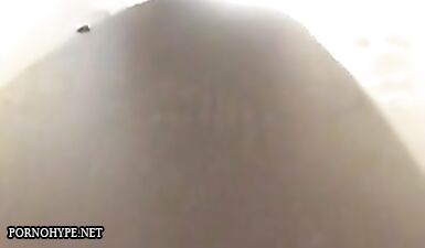 Горячий секс в общественном туалете: скрытая камера застукала на месте действия!