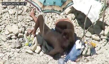 Исключительно горячий секс молодых любовников пойман на скрытой камере