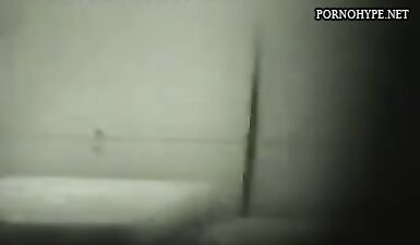 Скрытая камера: Гинекологический осмотр через окно