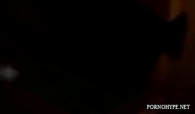 Муж снял как его жену трахают друзья с двойным проникновением