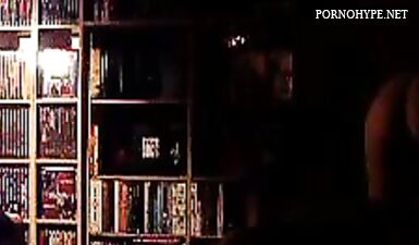 Жесткое анальное проникновение в узкую попку: горячий экстаз и стоны удовольствия!
