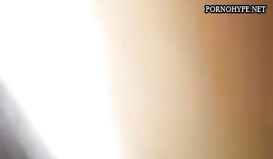 Любовник трахает жену членом и вибратором при муже до оргазмов