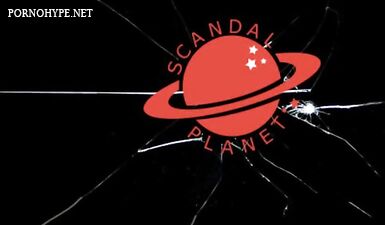 Жесткий секс на диване с красоткой Вал Гаррахан в комедии «Простите за @#$% беспредел»