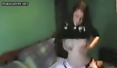 Горячий самец устроил жаркую съемку секса на камеру