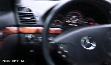 Горячий автофелляционный экшн: глубокий минет с глотанием