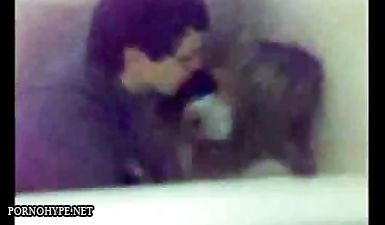 Босс трахнул жопастую секретаршу в туалете раком в бритую манду