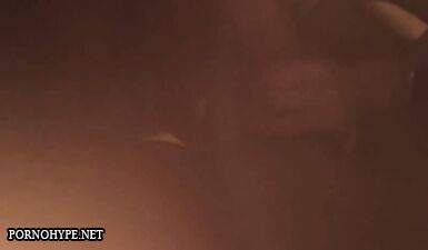 Подкормил шлюху и заставил пить сперму - горячее порно видео