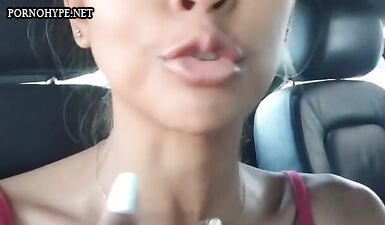 Горячая Миана удовлетворяет друга после работы: эксклюзивное видео!