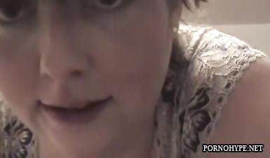 Мать сделала сыну минет и разрешила трахнуть в анус