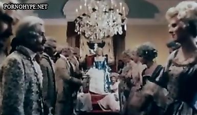 Ретро порно с групповухой временем императрицы Екатерины