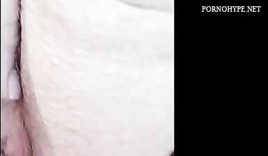 Горячая соседка на даче жаждет экстаза: интимные утехи с ее влажной промежностью