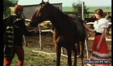 Задорная Josefine Mutzenbacher в отрывке порно фильма