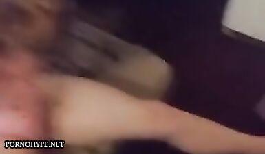 Жена трахает приятеля