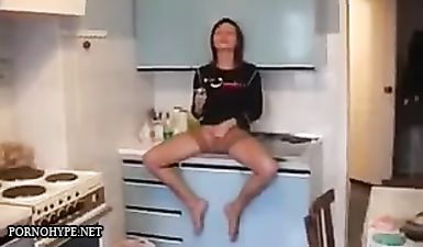 Любительский секс с пьяной русской давалкой в неадекватном состоянии