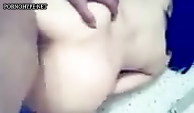 Казашка Азиза стоит раком и просит выебать её раком