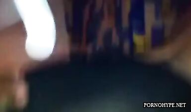 Негр показывает, как его жена умело сосет в Пскове